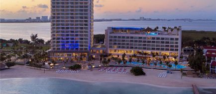 Breathless Cancun Soul Resort & Spa Exterior