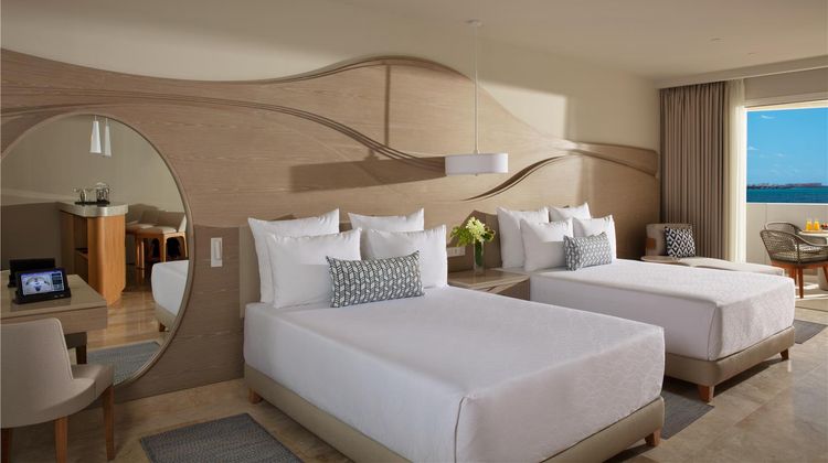 Breathless Cancun Soul Resort & Spa Suite