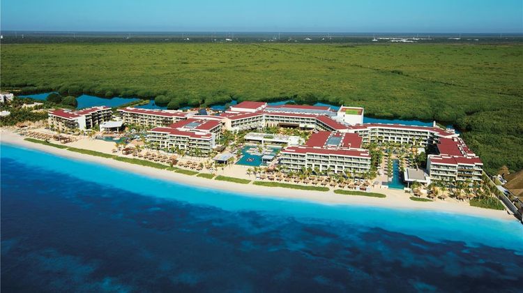 Breathless Riviera Cancun Resort & Spa Exterior