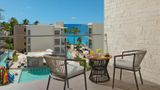<b>Dreams Cozumel Cape Resort & Spa Suite</b>. Images powered by <a href="https://iceportal.shijigroup.com/" title="IcePortal" target="_blank">IcePortal</a>.