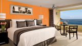 <b>Dreams Huatulco Resort & Spa Room</b>. Images powered by <a href="https://iceportal.shijigroup.com/" title="IcePortal" target="_blank">IcePortal</a>.