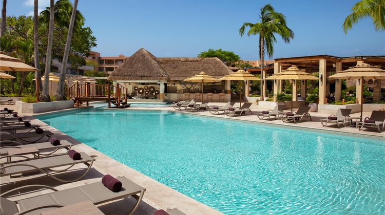 Dreams Puerto Aventuras Resort & Spa Pool