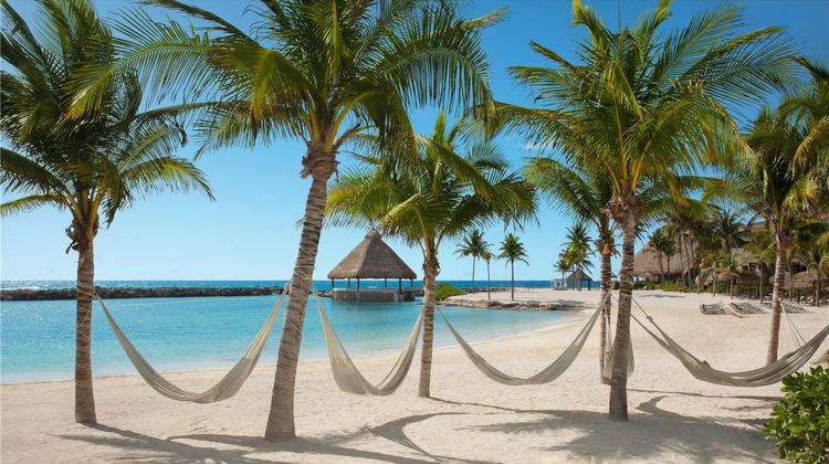 Dreams Puerto Aventuras Resort & Spa Beach