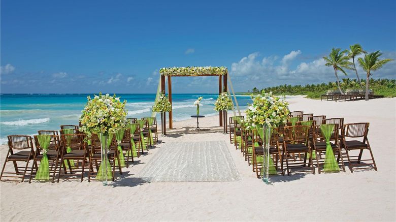 <b>Dreams Tulum Resort & Spa Ballroom</b>. Images powered by <a href="https://iceportal.shijigroup.com/" title="IcePortal" target="_blank">IcePortal</a>.
