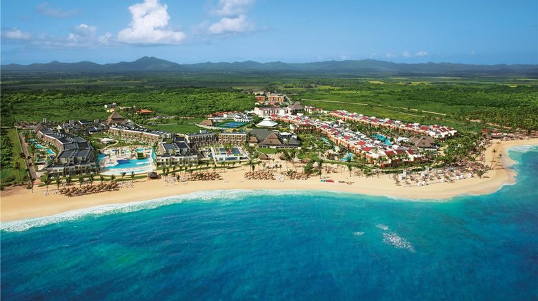Dreams Onyx Resort  and  Spa Exterior. Images powered by <a href="https://iceportal.shijigroup.com" target="_blank" rel="noopener">Ice Portal</a>.