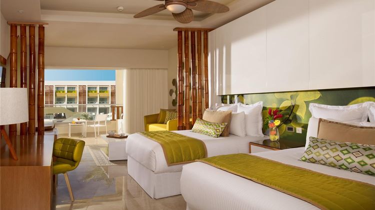 Dreams Onyx Resort & Spa Suite