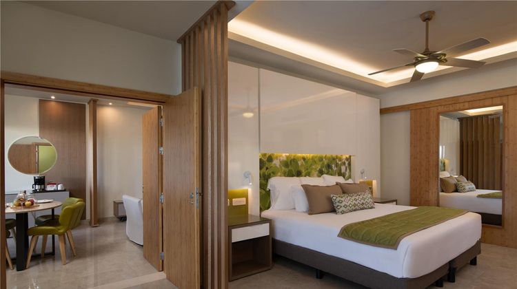 Dreams Onyx Resort & Spa Suite