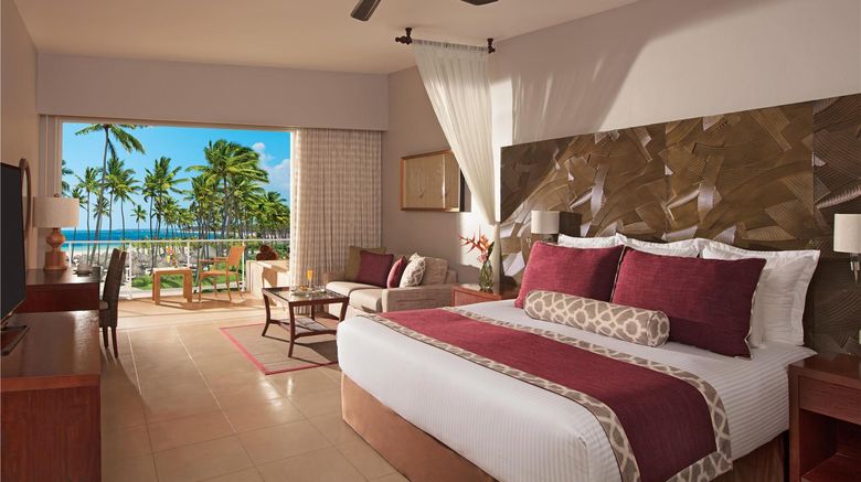 <b>Dreams Royal Beach Punta Cana Room</b>. Images powered by <a href="https://iceportal.shijigroup.com/" title="IcePortal" target="_blank">IcePortal</a>.
