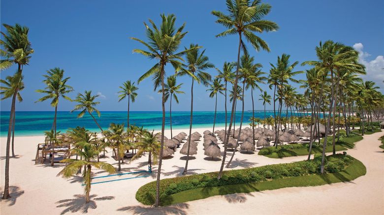<b>Dreams Royal Beach Punta Cana Beach</b>. Images powered by <a href="https://iceportal.shijigroup.com/" title="IcePortal" target="_blank">IcePortal</a>.