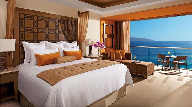 Dreams Vallarta Bay Resort & Spa Suite