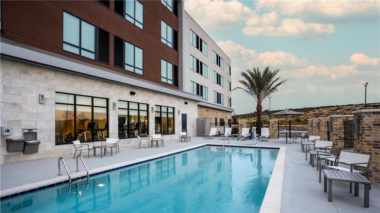 <b>Hyatt Place Eagle Pass Pool</b>. Images powered by <a href="https://iceportal.shijigroup.com/" title="IcePortal" target="_blank">IcePortal</a>.