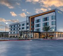 Hyatt Place Eagle Pass Exterior