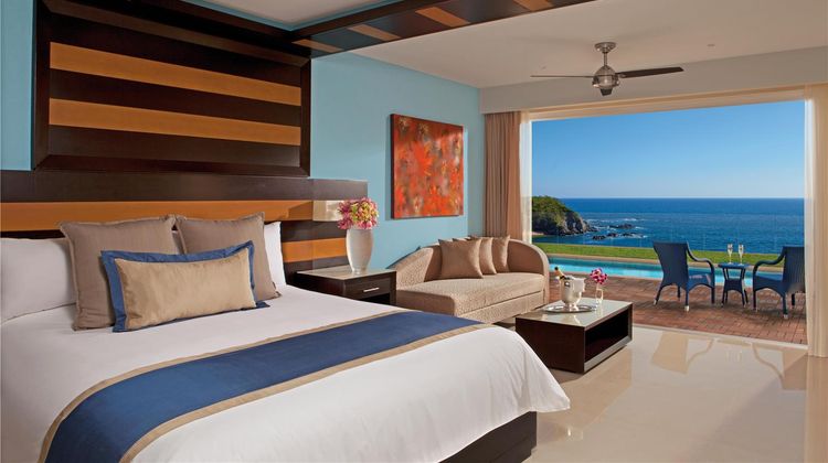Secrets Huatulco Resort & Spa Suite