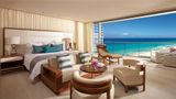 <b>Secrets The Vine Cancun Suite</b>. Images powered by <a href="https://iceportal.shijigroup.com/" title="IcePortal" target="_blank">IcePortal</a>.