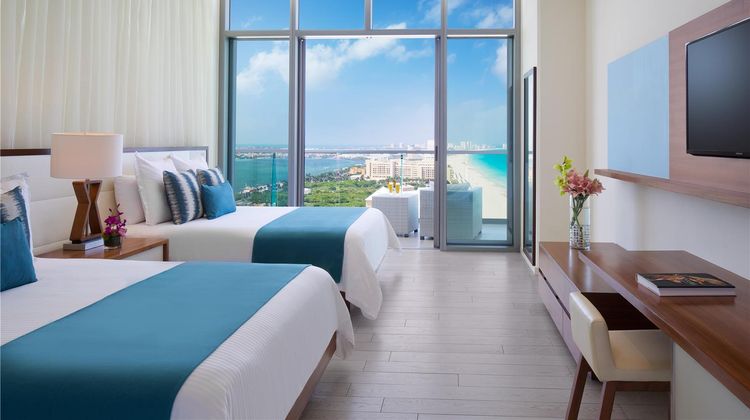 Secrets The Vine Cancun Room