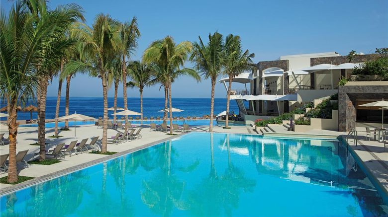 <b>Secrets Vallarta Bay Puerto Vallarta Pool</b>. Images powered by <a href="https://iceportal.shijigroup.com/" title="IcePortal" target="_blank">IcePortal</a>.