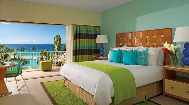 <b>Sunscape Curacao Resort, Spa & Casino Room</b>. Images powered by <a href="https://iceportal.shijigroup.com/" title="IcePortal" target="_blank">IcePortal</a>.