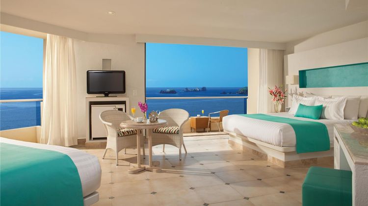Sunscape Dorado Pacifico Ixtapa Suite