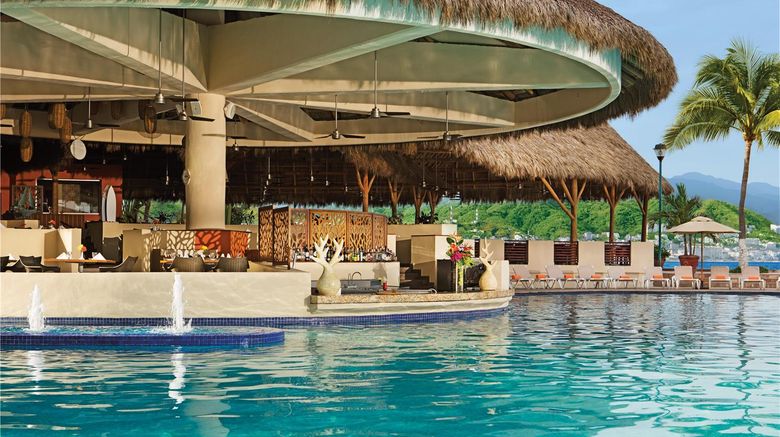 <b>Sunscape Puerto Vallarta Resort & Spa Restaurant</b>. Images powered by <a href="https://iceportal.shijigroup.com/" title="IcePortal" target="_blank">IcePortal</a>.