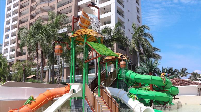 <b>Sunscape Puerto Vallarta Resort & Spa Pool</b>. Images powered by <a href="https://iceportal.shijigroup.com/" title="IcePortal" target="_blank">IcePortal</a>.