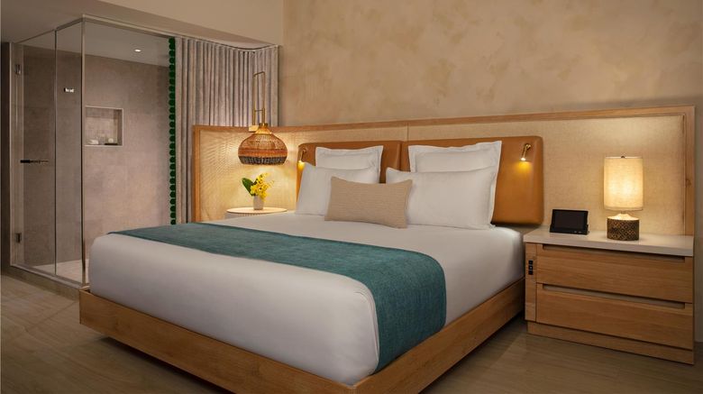 <b>Zoetry Curacao Resort & Spa Suite</b>. Images powered by <a href="https://iceportal.shijigroup.com/" title="IcePortal" target="_blank">IcePortal</a>.
