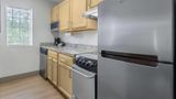 <b>MainStay Suites Room</b>. Images powered by <a href="https://iceportal.shijigroup.com/" title="IcePortal" target="_blank">IcePortal</a>.