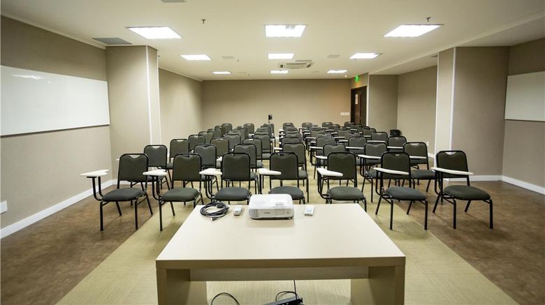 <b>Hilton Garden Inn Maceio Meeting</b>. Images powered by <a href="https://iceportal.shijigroup.com/" title="IcePortal" target="_blank">IcePortal</a>.