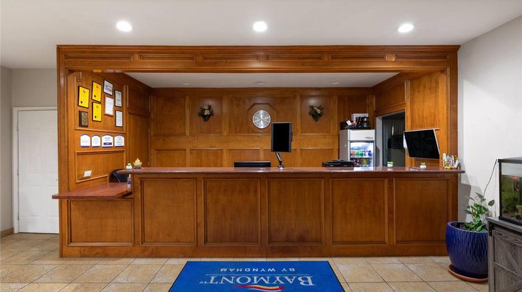 Baymont by Wyndham Texas City Lobby