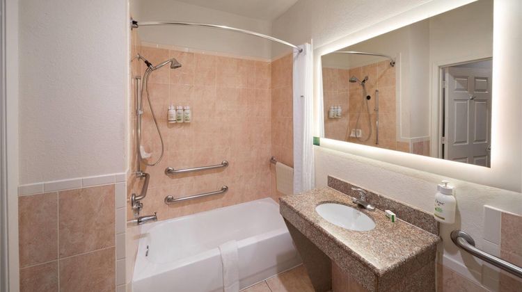 Baymont by Wyndham Texas City Suite