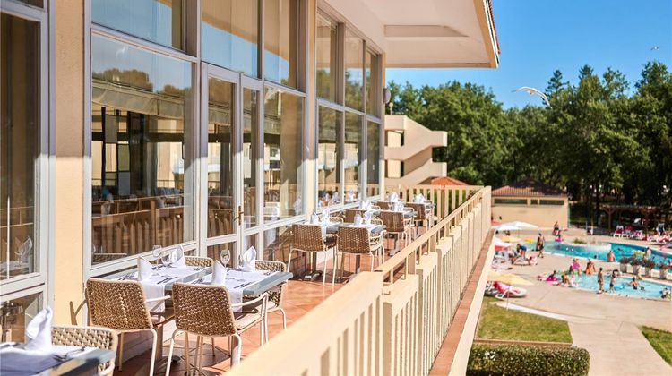 Sol Aurora Restaurant