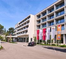 Sol Sipar Exterior