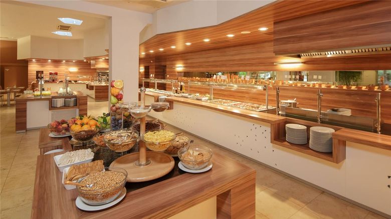 <b>Apartments Stella Plava Laguna Restaurant</b>. Images powered by <a href="https://iceportal.shijigroup.com/" title="IcePortal" target="_blank">IcePortal</a>.
