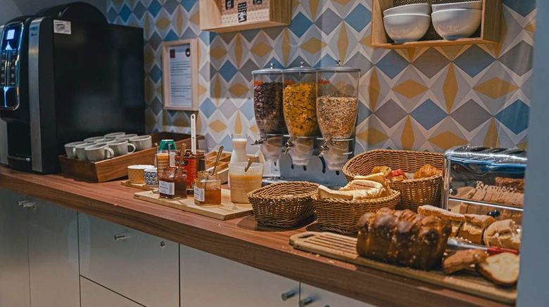 <b>Comfort Aparthotel Saint-Etienne Restaurant</b>. Images powered by <a href="https://iceportal.shijigroup.com/" title="IcePortal" target="_blank">IcePortal</a>.
