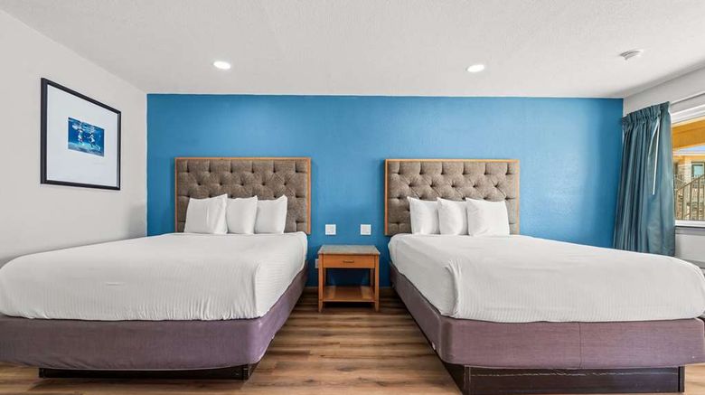 Econo Lodge Inn and Suites Sealy Room. Images powered by <a href="https://iceportal.shijigroup.com" target="_blank" rel="noopener">Ice Portal</a>.