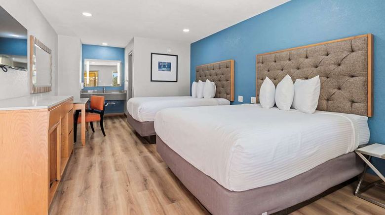 <b>Econo Lodge Inn and Suites Sealy Room</b>. Images powered by <a href="https://iceportal.shijigroup.com/" title="IcePortal" target="_blank">IcePortal</a>.