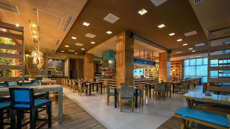<b>Generations Riviera Maya Restaurant</b>. Images powered by <a href="https://iceportal.shijigroup.com/" title="IcePortal" target="_blank">IcePortal</a>.