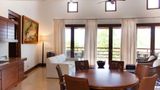 Las Verandas Hotel & Villas Suite