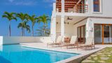Las Verandas Hotel & Villas Suite