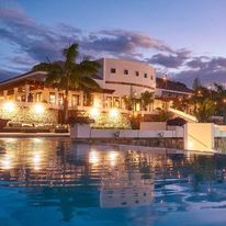 Las Verandas Hotel & Villas