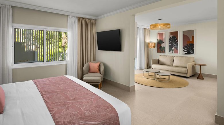 <b>Wyndham Alltra Punta Cana Suite</b>. Images powered by <a href="https://iceportal.shijigroup.com/" title="IcePortal" target="_blank">IcePortal</a>.