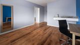 Super 8 by Wyndham Portsmouth Norfolk Suite