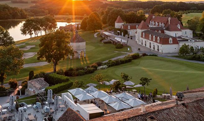 Chateau des Vigiers Exterior