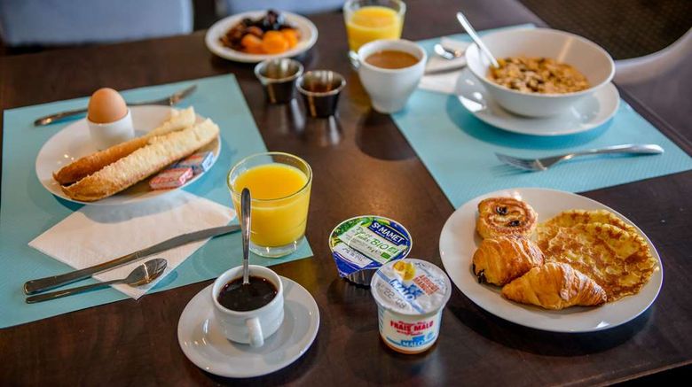 <b>Comfort Aparthotel Bordeaux Begles Arena Restaurant</b>. Images powered by <a href="https://iceportal.shijigroup.com/" title="IcePortal" target="_blank">IcePortal</a>.