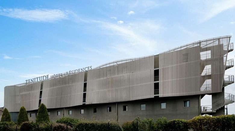 <b>Comfort Aparthotel Bordeaux Begles Arena Exterior</b>. Images powered by <a href="https://iceportal.shijigroup.com/" title="IcePortal" target="_blank">IcePortal</a>.