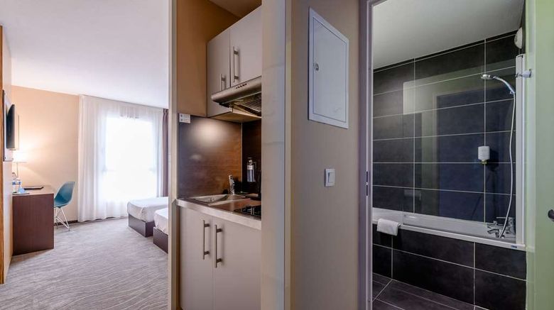 <b>Comfort Aparthotel Bordeaux Begles Arena Room</b>. Images powered by <a href="https://iceportal.shijigroup.com/" title="IcePortal" target="_blank">IcePortal</a>.