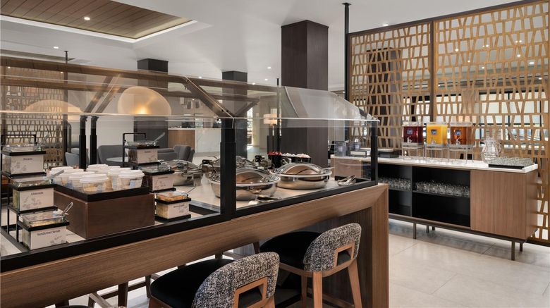 <b>Homewood Covington Restaurant</b>. Images powered by <a href="https://iceportal.shijigroup.com/" title="IcePortal" target="_blank">IcePortal</a>.