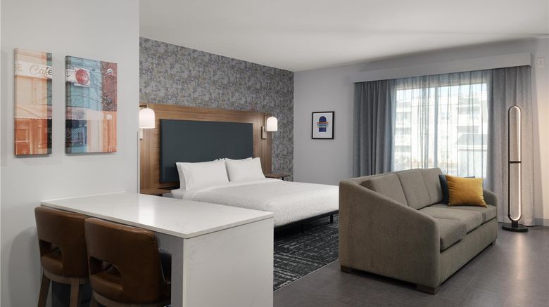 <b>Homewood Covington Room</b>. Images powered by <a href="https://iceportal.shijigroup.com/" title="IcePortal" target="_blank">IcePortal</a>.