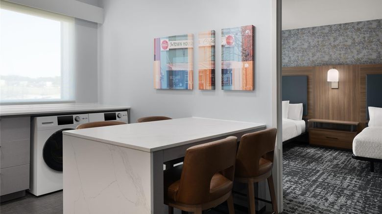 <b>Homewood Covington Room</b>. Images powered by <a href="https://iceportal.shijigroup.com/" title="IcePortal" target="_blank">IcePortal</a>.