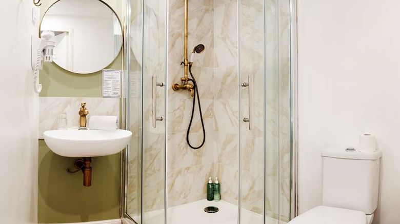 <b>Hotel De France Et De Guise Suite</b>. Images powered by <a href="https://iceportal.shijigroup.com/" title="IcePortal" target="_blank">IcePortal</a>.