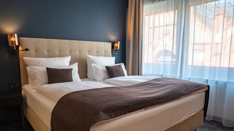 <b>Hotel am Borsigturm Suite</b>. Images powered by <a href="https://iceportal.shijigroup.com/" title="IcePortal" target="_blank">IcePortal</a>.